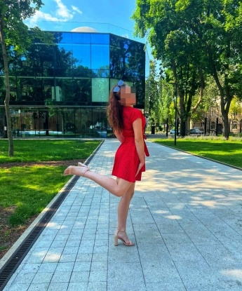 🌹 Мои услуги включают эротический массаж, классический секс, оральный секс и многое другое 😉. Уверена, ты останешься доволен! 💋
У меня прекрасное фото и положительные отзывы, которые подтверждают мою профессиональность. 💫 Живу в самом сердце Москвы и готова принять тебя в своей уютной квартире. 💞 Не упусти возможность испытать незабываемые ощущения со мной. Сделай шаг в мир удовольствия и позвони мне уже сейчас! 💥 Мария